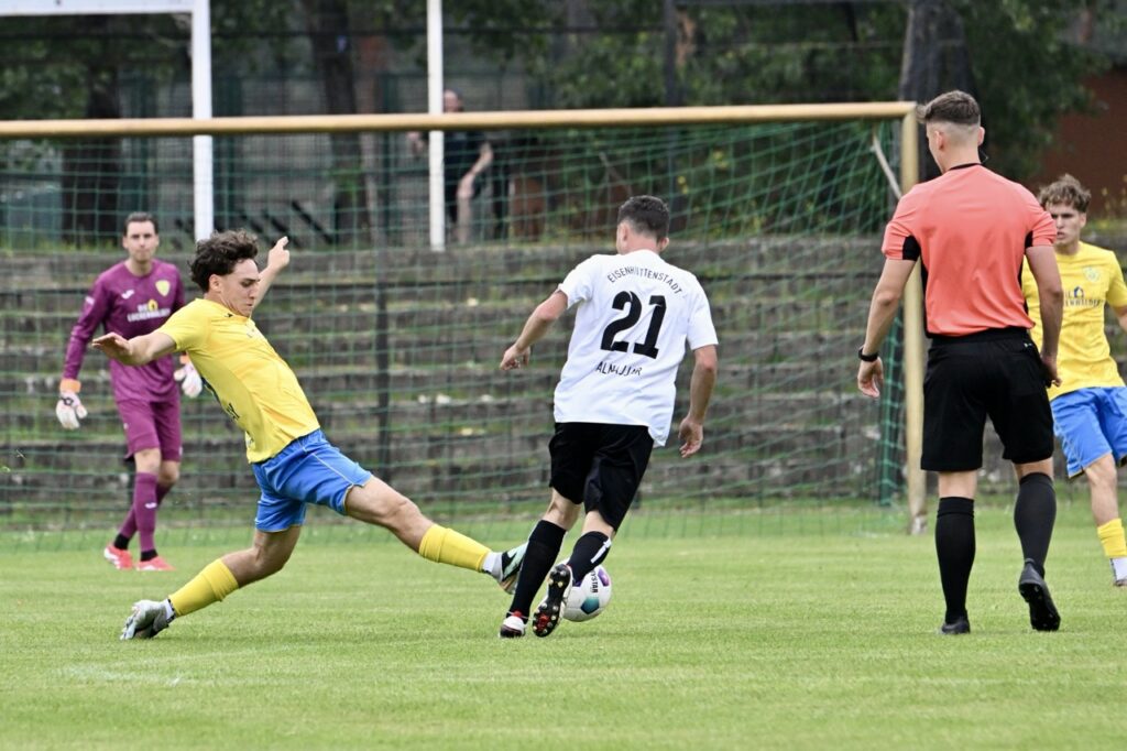 Pokalaufgabe in Eisenhüttenstadt gelöst –wieder Konzentration auf Regionalliga 17 Pokalaufgabe in Eisenhüttenstadt gelöst –wieder Konzentration auf Regionalliga 17