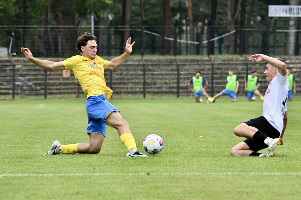 Pokalaufgabe in Eisenhüttenstadt gelöst –wieder Konzentration auf Regionalliga 26 Pokalaufgabe in Eisenhüttenstadt gelöst –wieder Konzentration auf Regionalliga 26