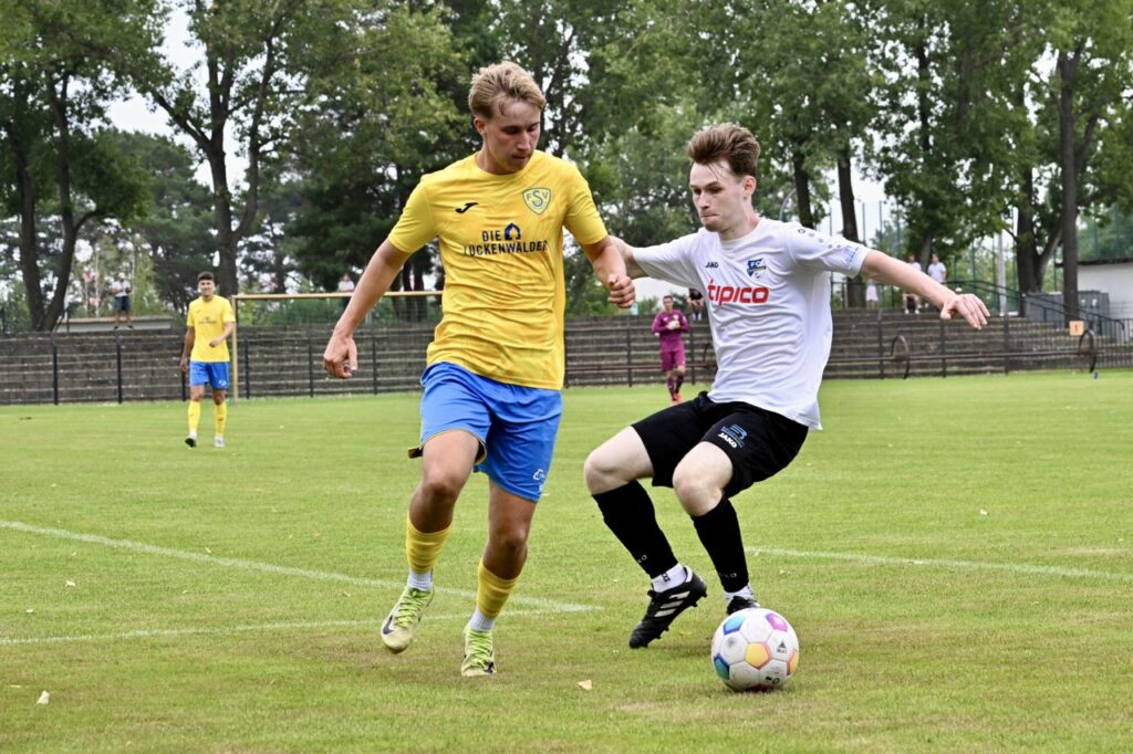 Pokalaufgabe in Eisenhüttenstadt gelöst –wieder Konzentration auf Regionalliga 35 Pokalaufgabe in Eisenhüttenstadt gelöst –wieder Konzentration auf Regionalliga 35