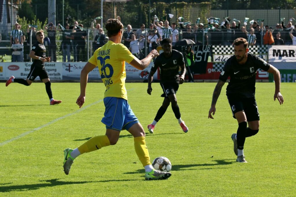 Der FSV punktet weiter für den Klassenerhalt 48 Der FSV punktet weiter für den Klassenerhalt 48