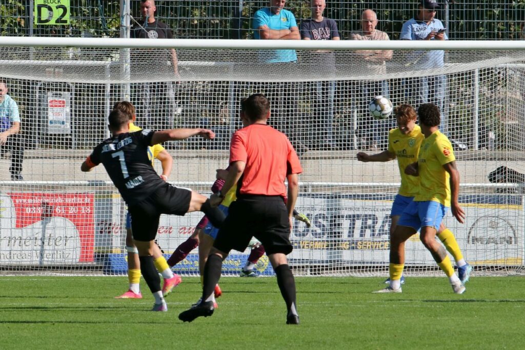 Der FSV punktet weiter für den Klassenerhalt 50 Der FSV punktet weiter für den Klassenerhalt 50