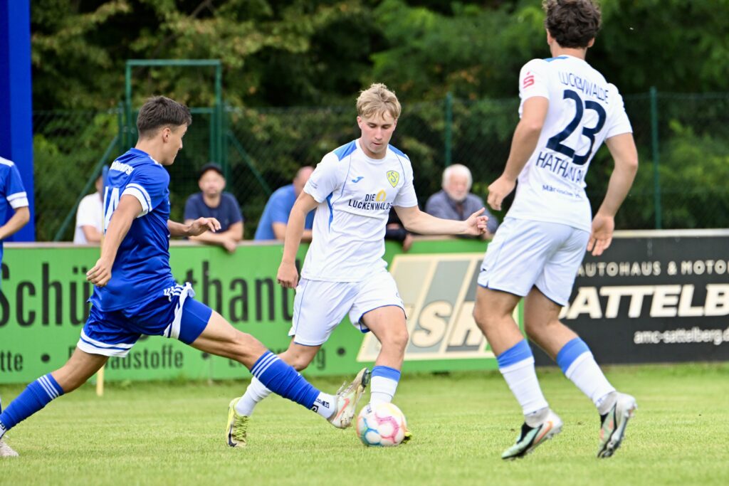 Neun Torschützen - Elf Tore 7 Neun Torschützen - Elf Tore 7