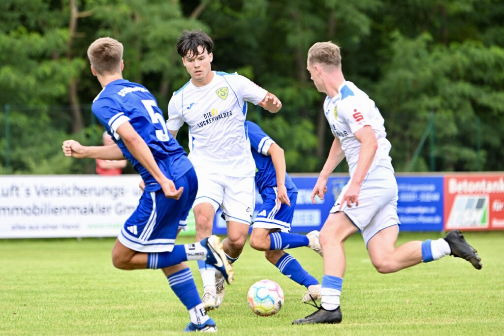 Neun Torschützen - Elf Tore 14 Neun Torschützen - Elf Tore 14