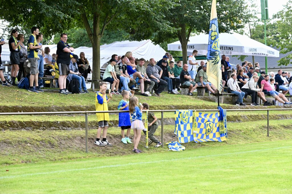 Neun Torschützen - Elf Tore 27 Neun Torschützen - Elf Tore 27