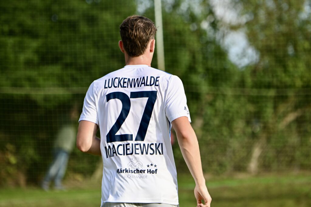 Neun Torschützen - Elf Tore 43 Neun Torschützen - Elf Tore 43