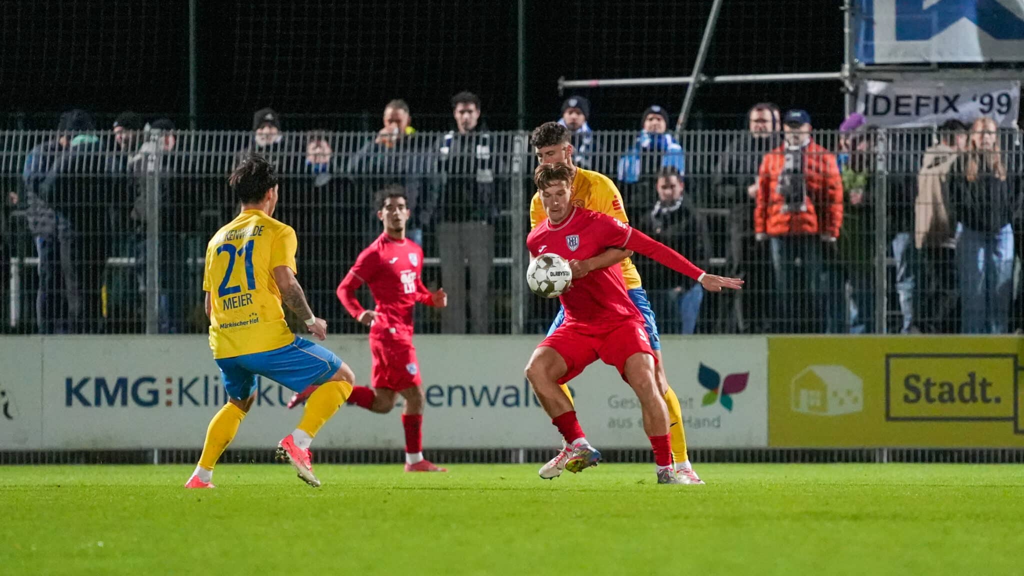 Punkteteilung im einzigen Brandenburg-Derby 8