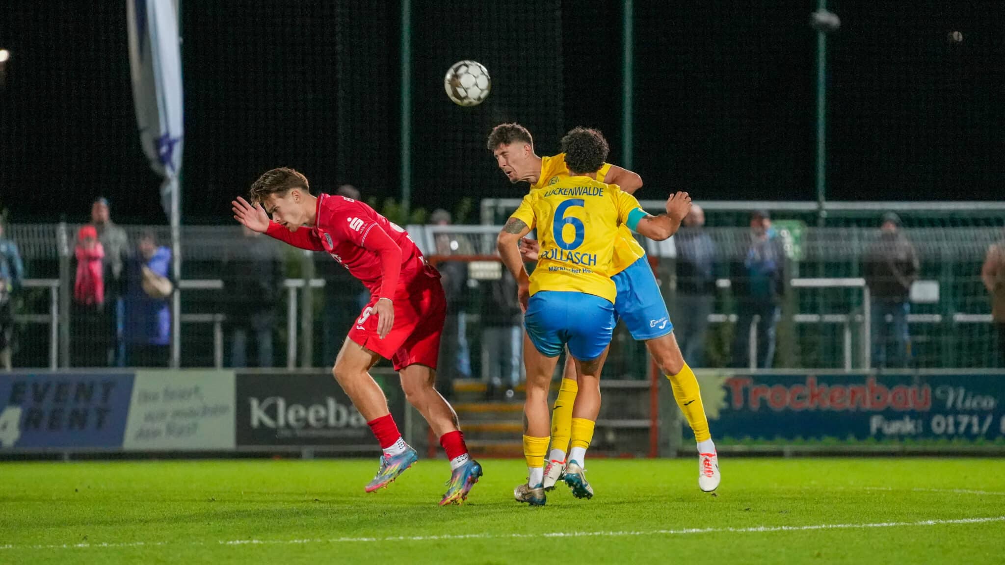Punkteteilung im einzigen Brandenburg-Derby 9