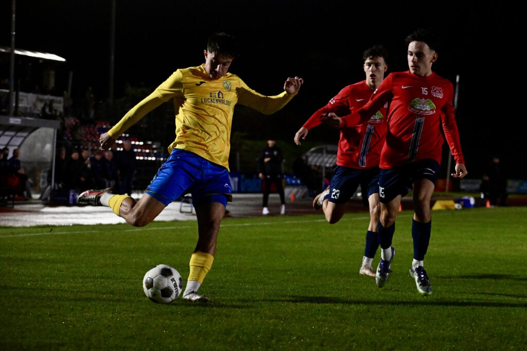 Glücklicher aber nicht unverdienter dritter FSV-Auswärtssieg 12