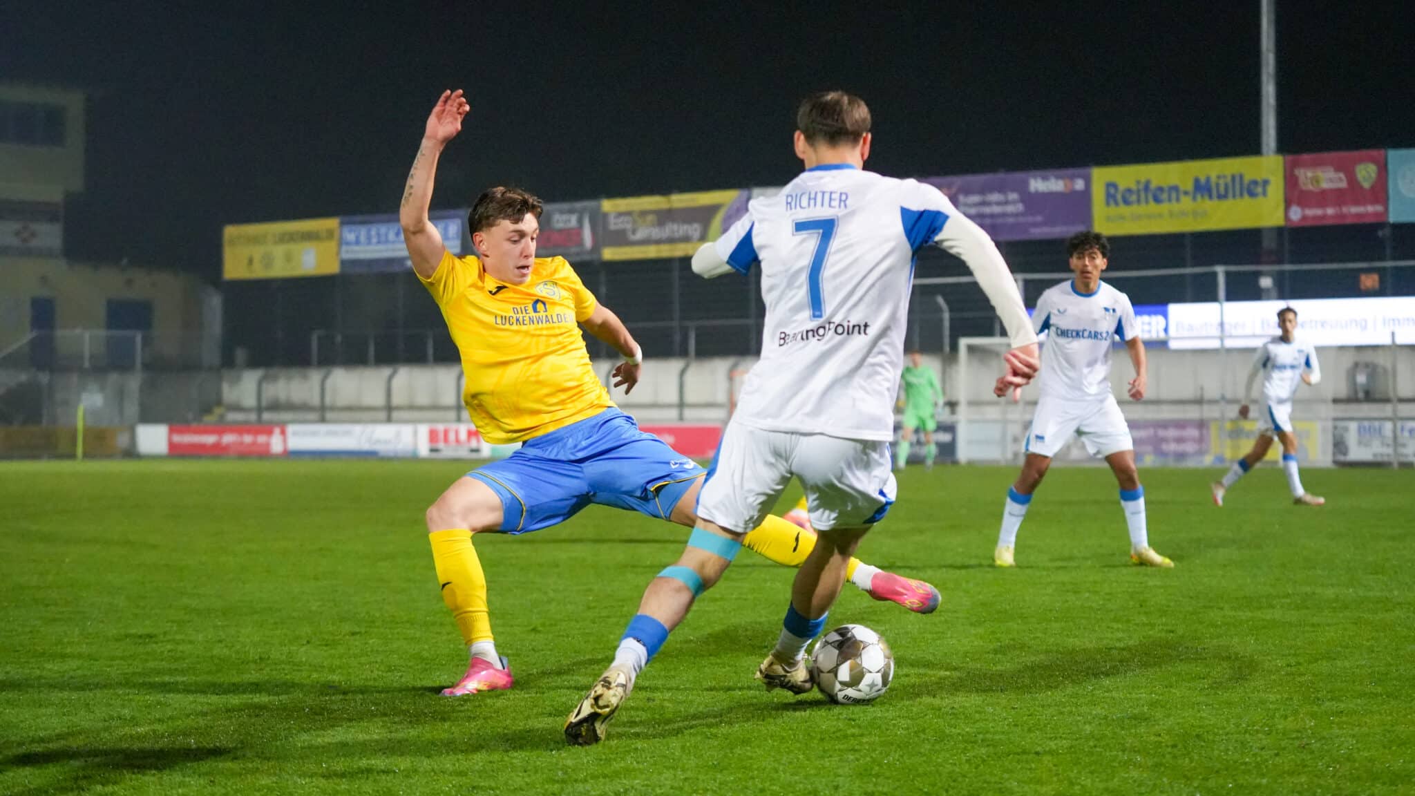 Der FSV 63 auch gegen unberechenbare Herthaner unterlegen 11