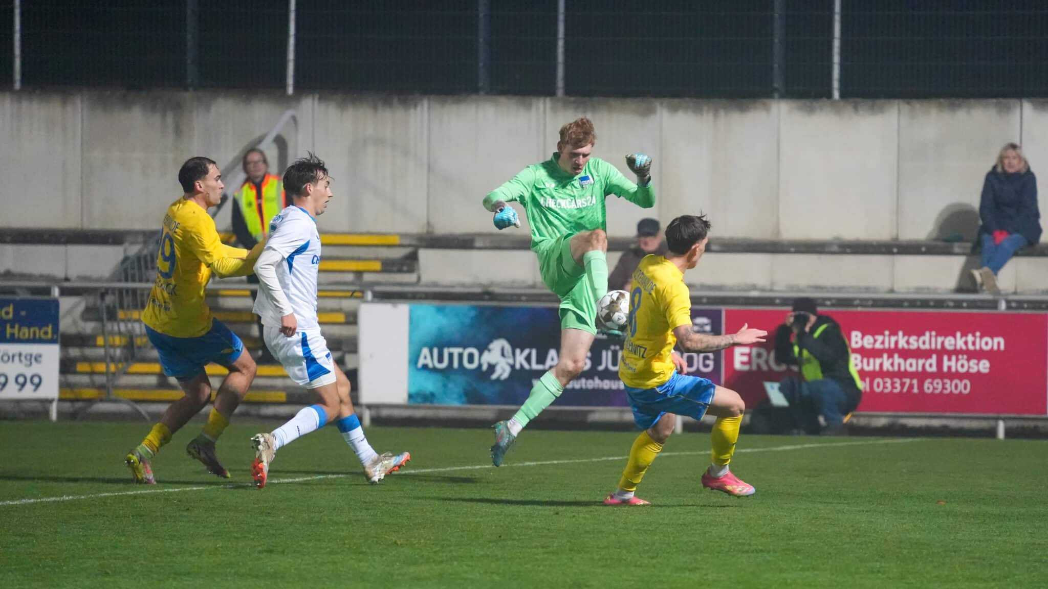 Der FSV 63 auch gegen unberechenbare Herthaner unterlegen 23