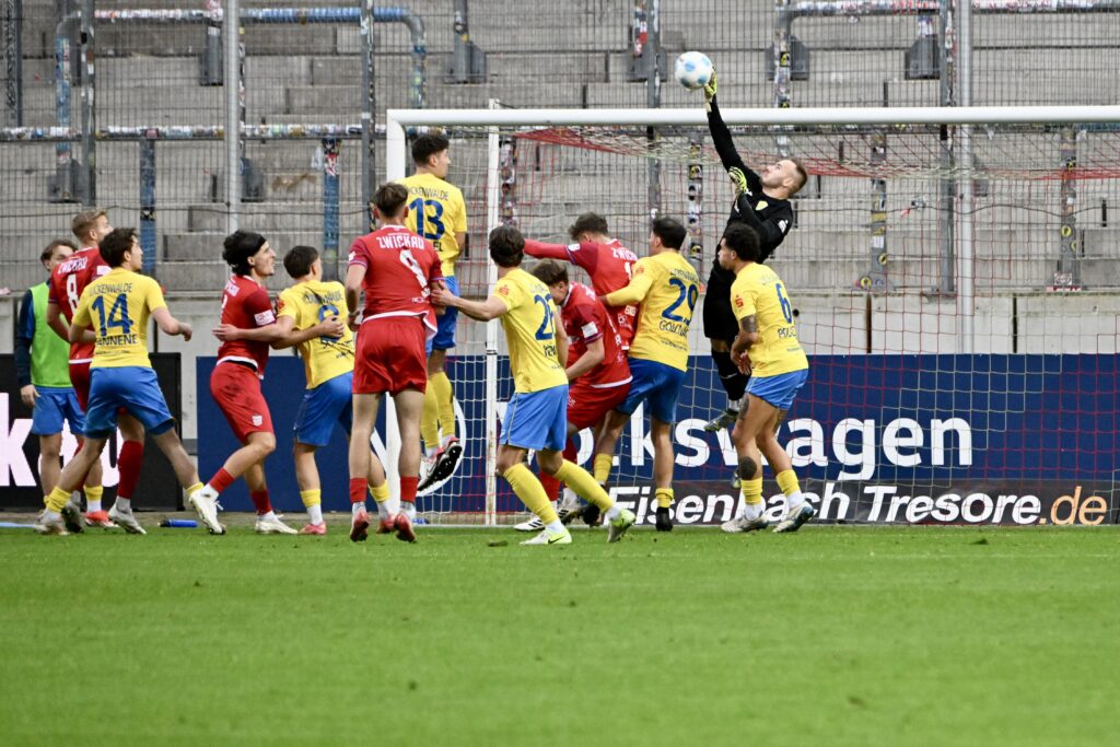 In Zwickau ist für den FSV 63 offensichtlich nichts zu holen 43