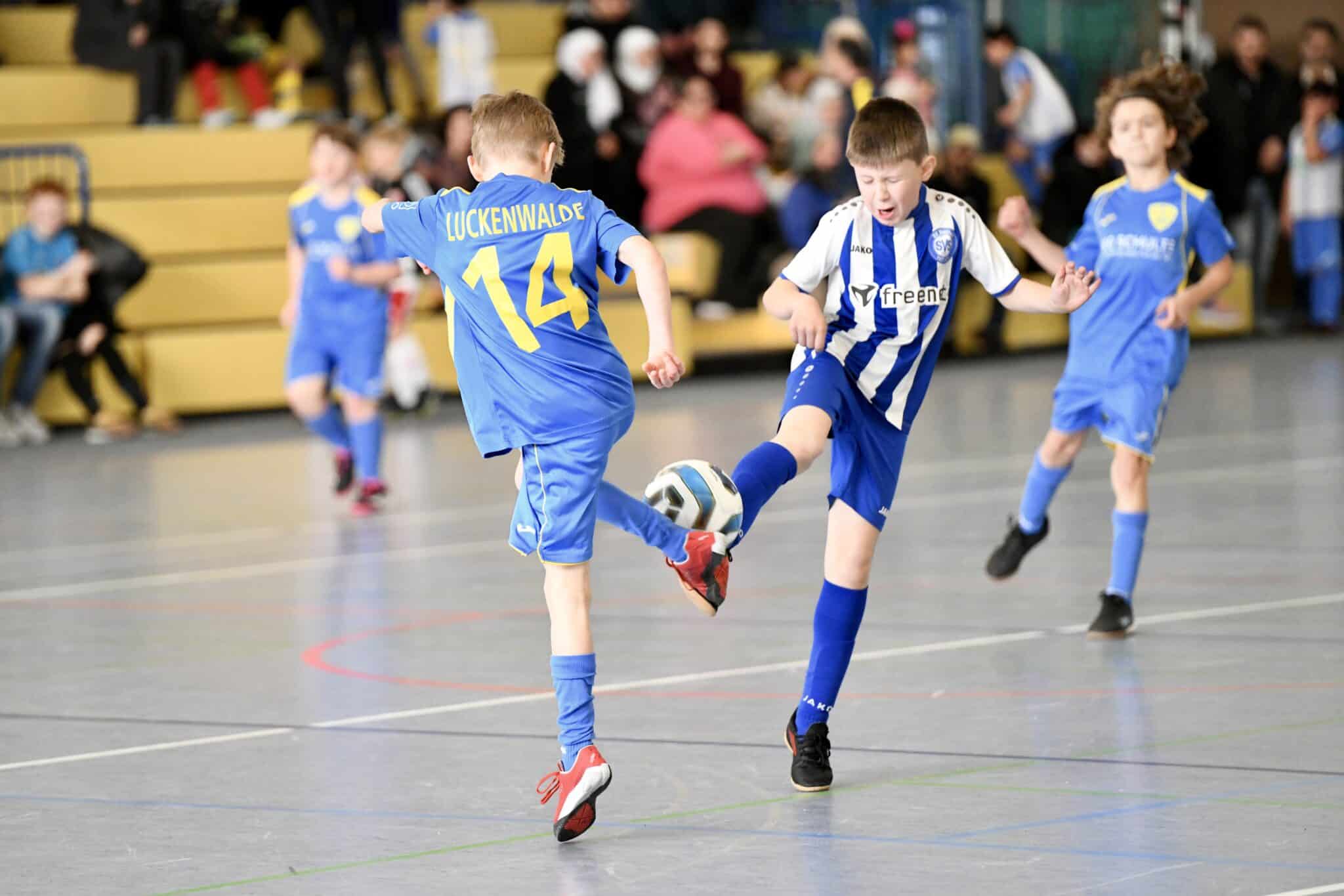 Ludwigsfelder FC gewinnt Sandro-Schleusner-Cup  42