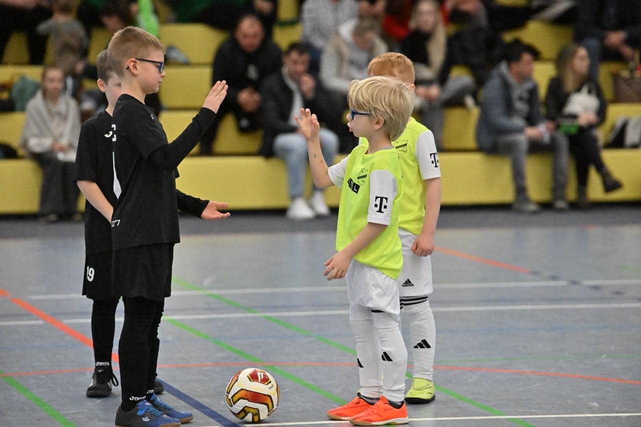 Viktoria Jüterbog gewinnt den dm-Cup der F2-Junioren 71