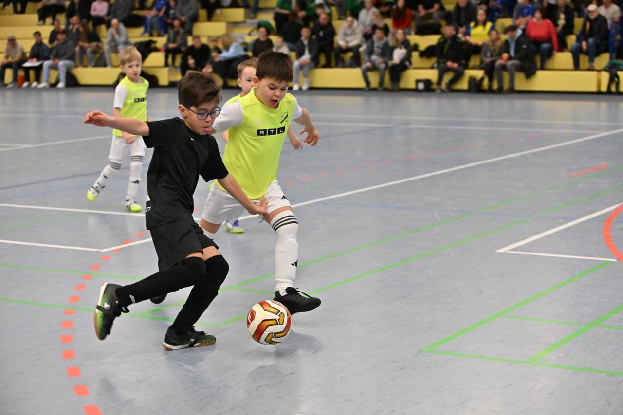 Viktoria Jüterbog gewinnt den dm-Cup der F2-Junioren 77