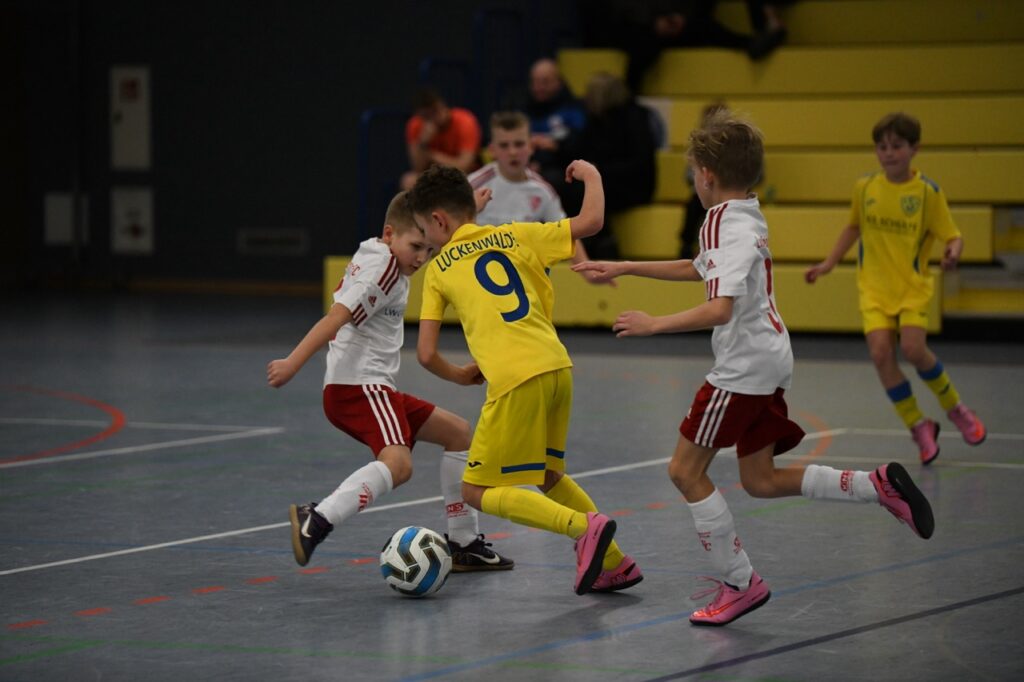 Ludwigsfelder FC gewinnt Sandro-Schleusner-Cup  3