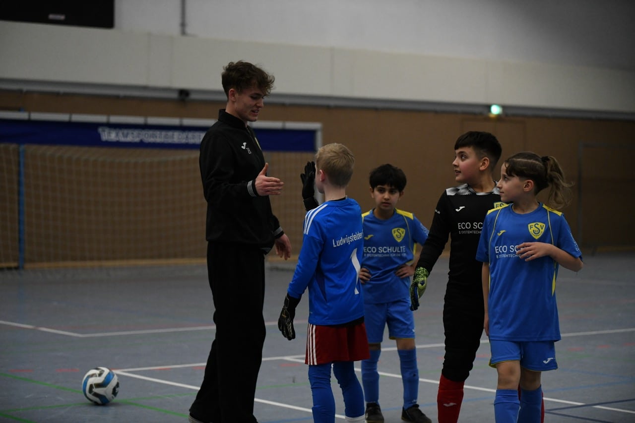 Ludwigsfelder FC gewinnt Sandro-Schleusner-Cup  49