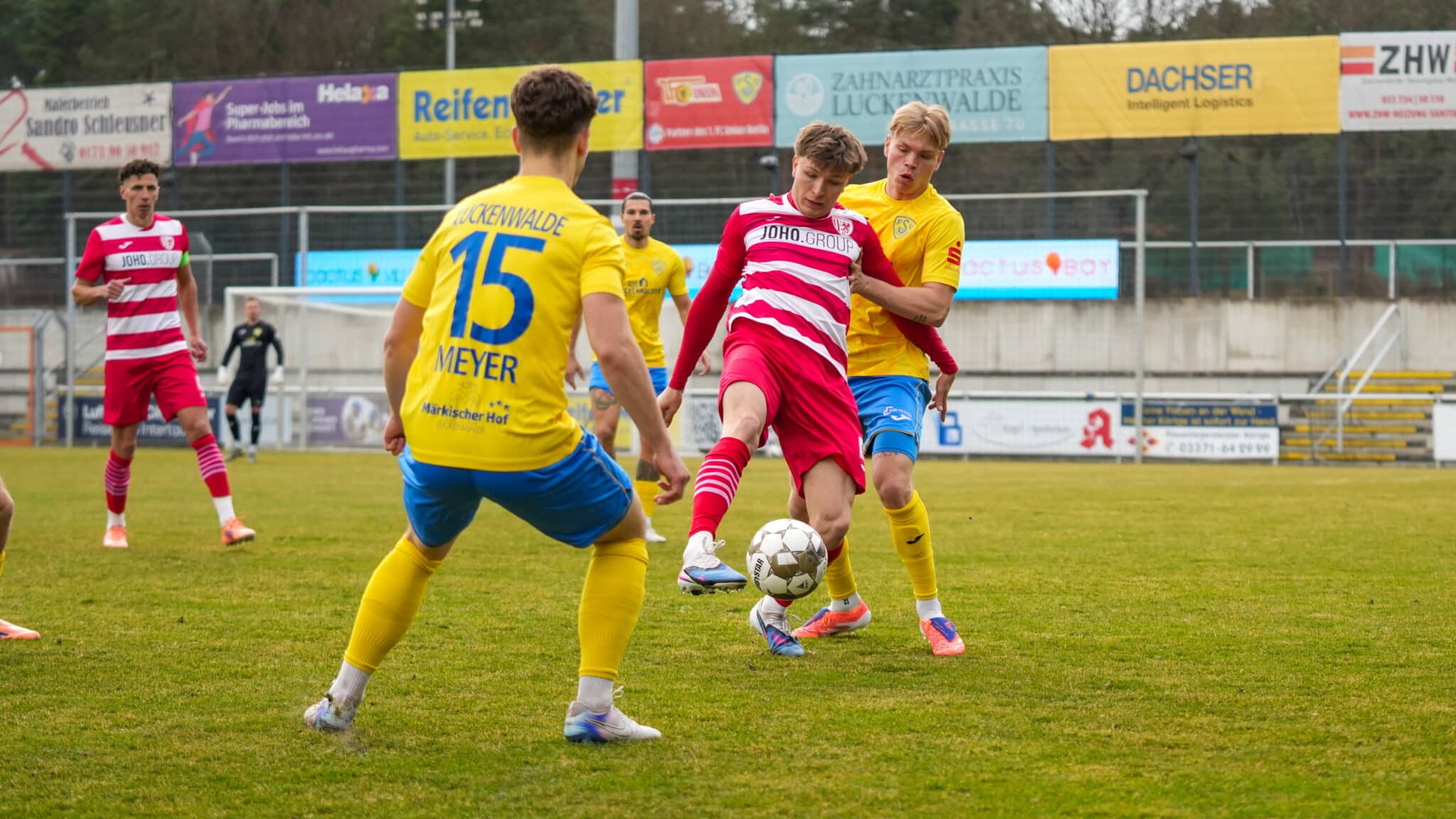 5 Spiele in 15 Tagen – Belastung für die FSV-Mannschaft immens 13