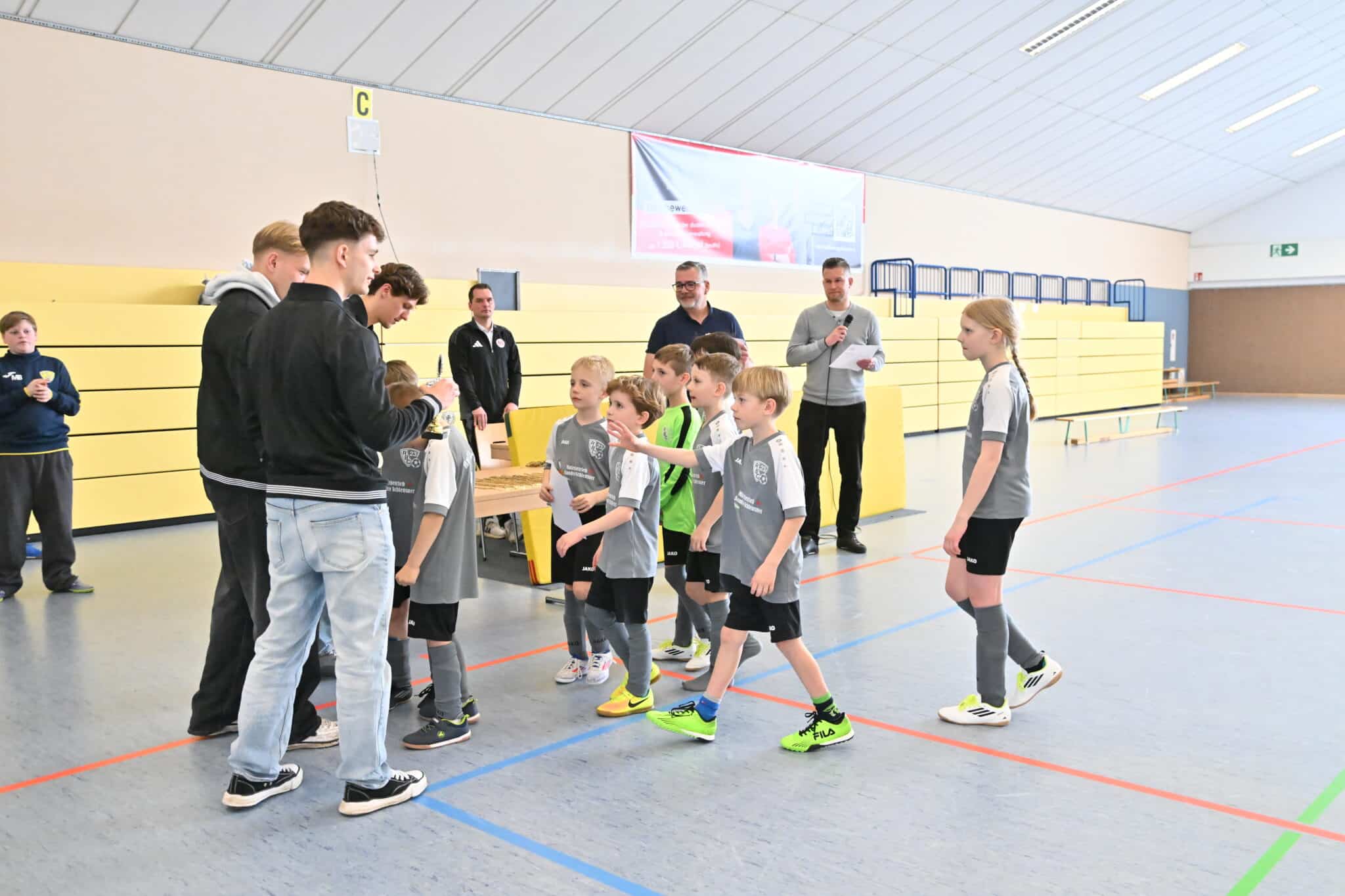 Lübben siegt beim EcoSun Consulting- Cup 9 Lübben siegt beim EcoSun Consulting- Cup 9