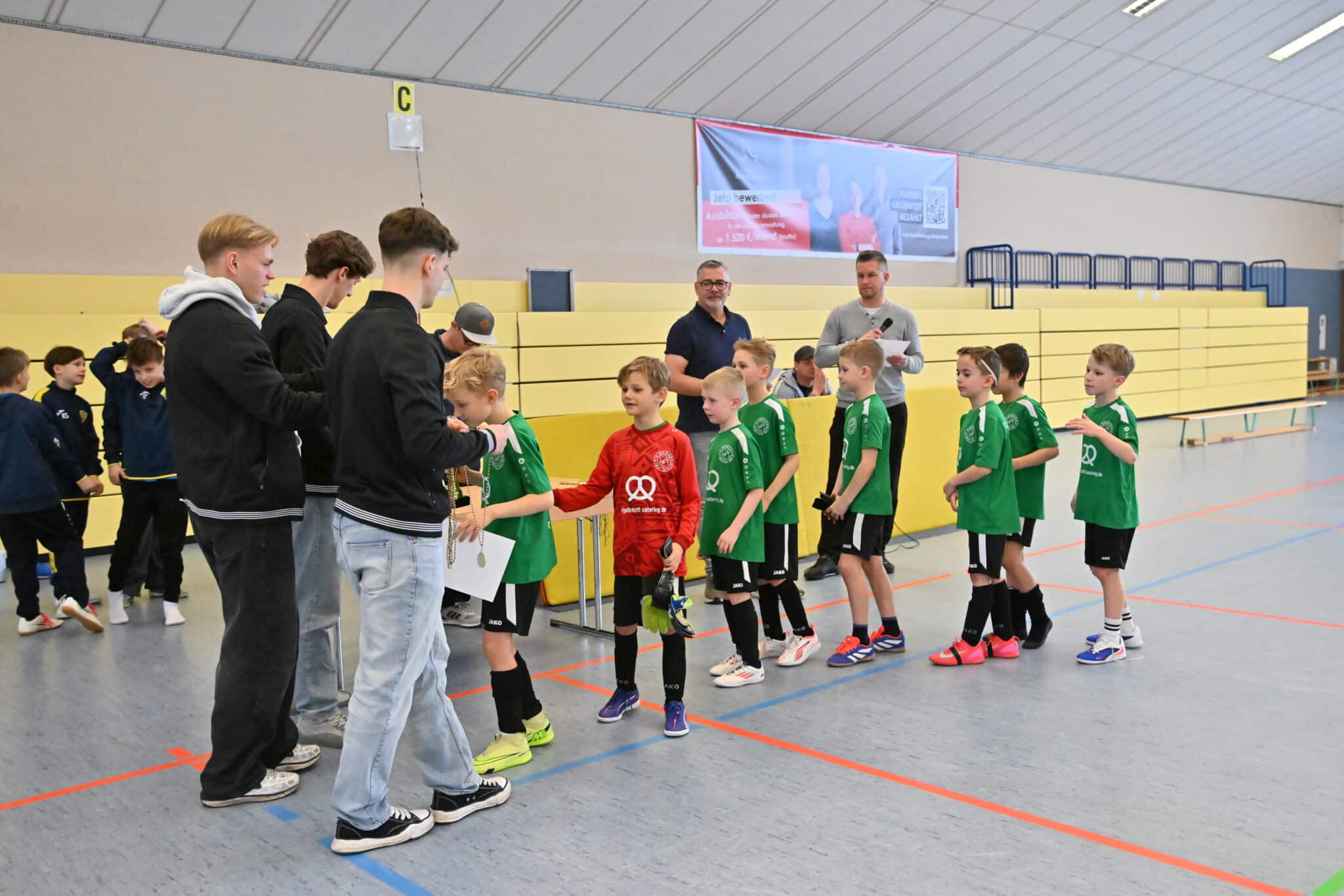 Lübben siegt beim EcoSun Consulting- Cup 12 Lübben siegt beim EcoSun Consulting- Cup 12