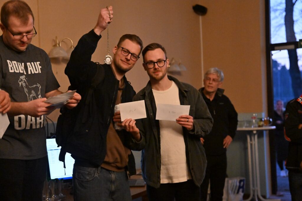 34 Teams starten beim ersten FSV-Doppeldartturnier 27 34 Teams starten beim ersten FSV-Doppeldartturnier 27