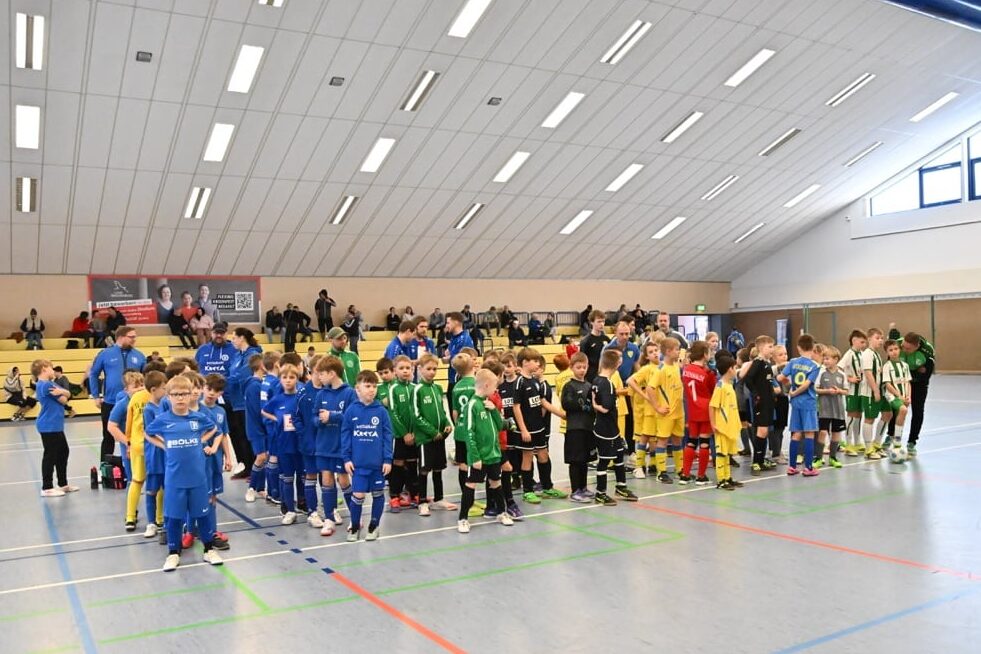 Lübben siegt beim EcoSun Consulting- Cup 1 Lübben siegt beim EcoSun Consulting- Cup 1