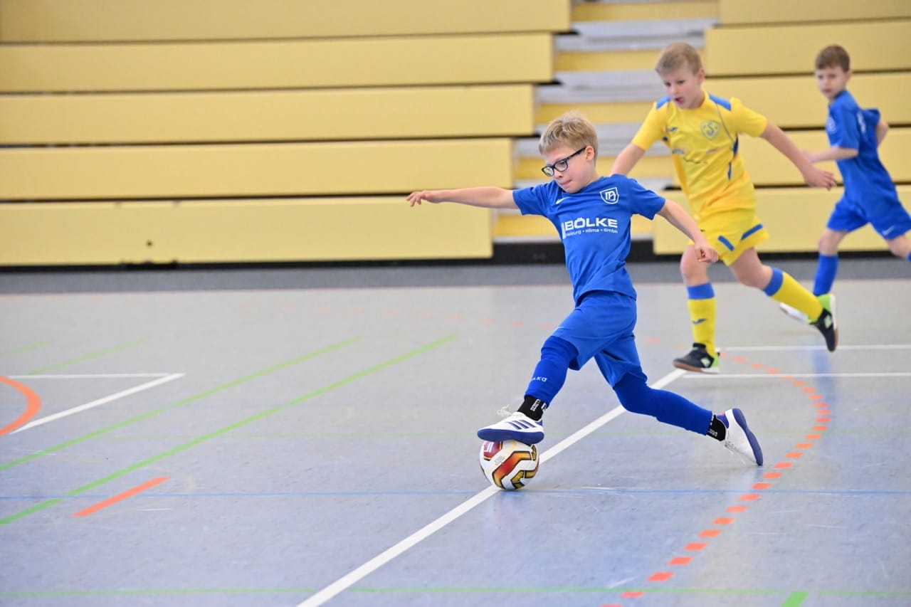 Lübben siegt beim EcoSun Consulting- Cup 20 Lübben siegt beim EcoSun Consulting- Cup 20