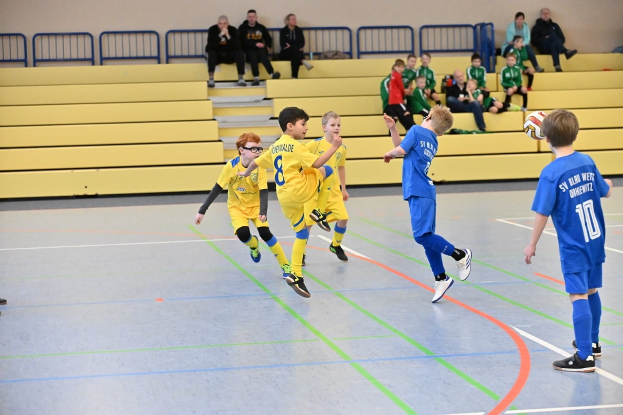 Lübben siegt beim EcoSun Consulting- Cup 21 Lübben siegt beim EcoSun Consulting- Cup 21