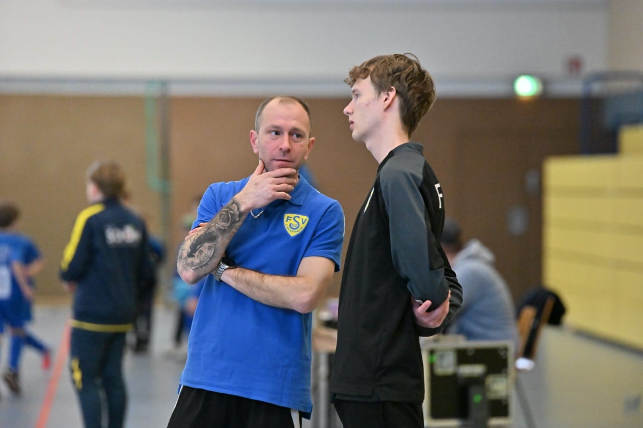 Lübben siegt beim EcoSun Consulting- Cup 24 Lübben siegt beim EcoSun Consulting- Cup 24