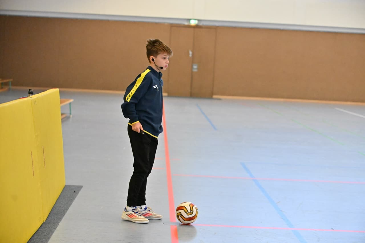 Lübben siegt beim EcoSun Consulting- Cup 44 Lübben siegt beim EcoSun Consulting- Cup 44