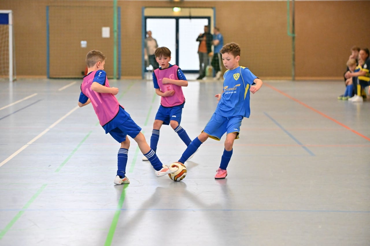 Lübben siegt beim EcoSun Consulting- Cup 53 Lübben siegt beim EcoSun Consulting- Cup 53