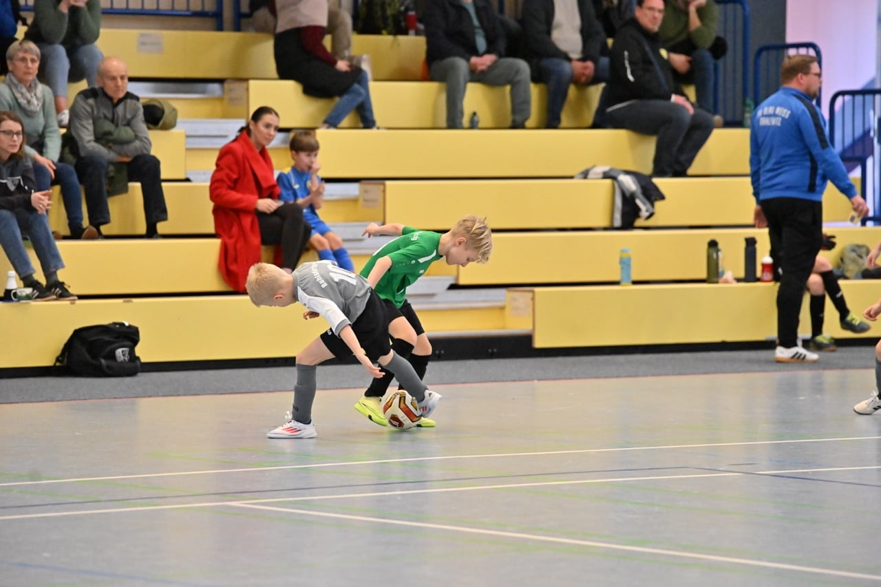 Lübben siegt beim EcoSun Consulting- Cup 61 Lübben siegt beim EcoSun Consulting- Cup 61