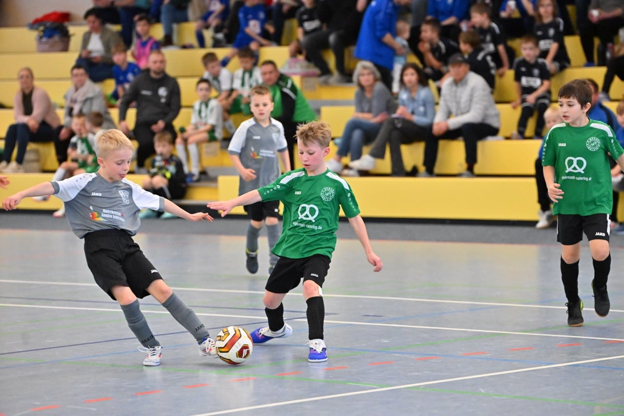 Lübben siegt beim EcoSun Consulting- Cup 70 Lübben siegt beim EcoSun Consulting- Cup 70