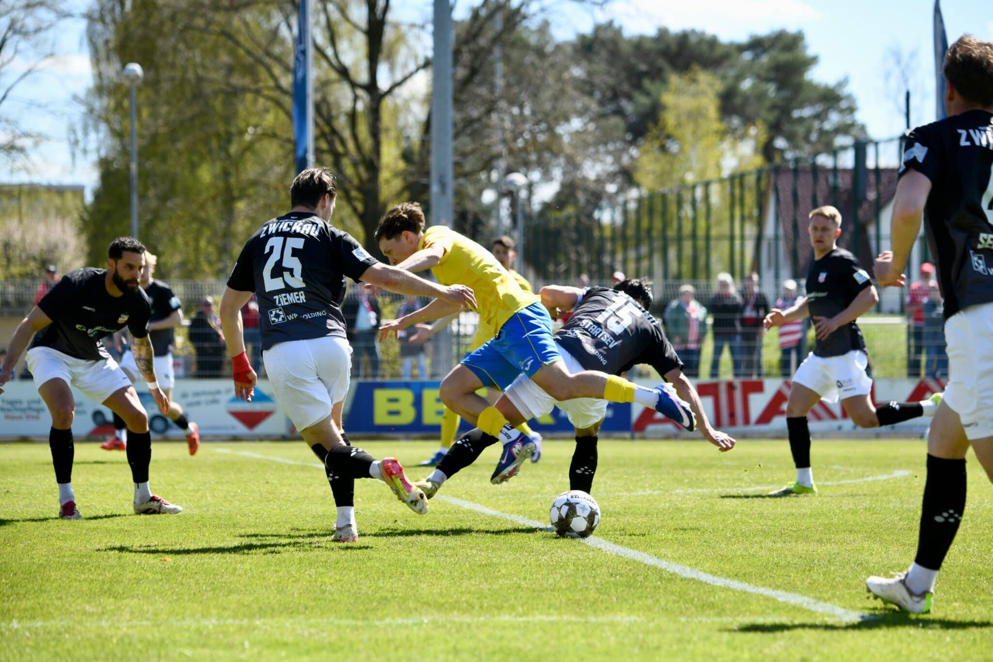 Nach Sonntagsschuss entführen die Westsachsen alle drei Punkte 5