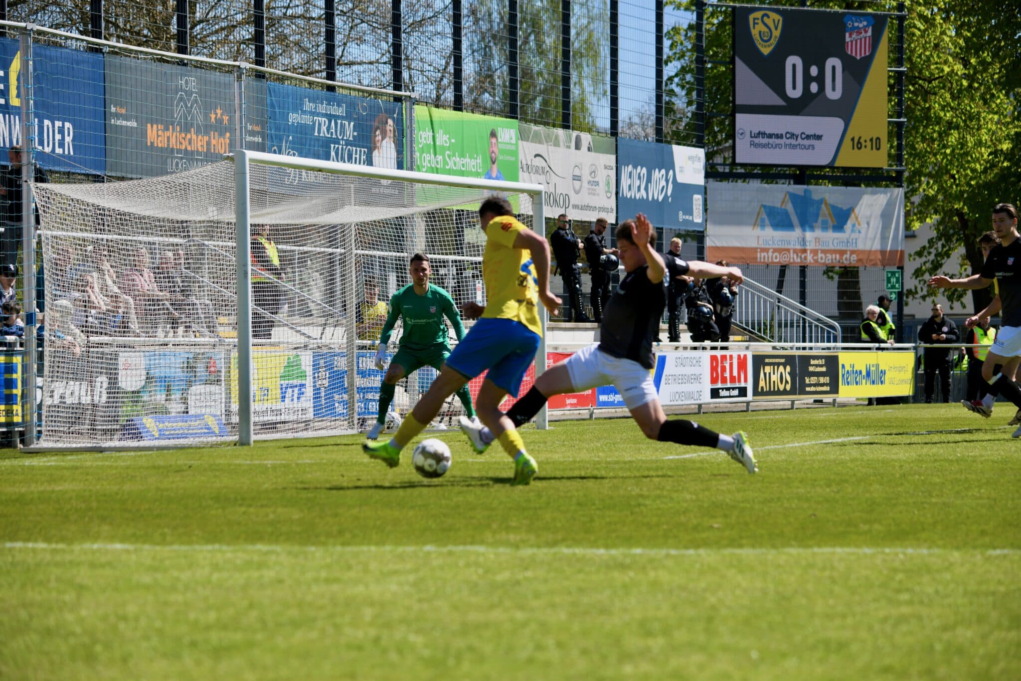 Nach Sonntagsschuss entführen die Westsachsen alle drei Punkte 14