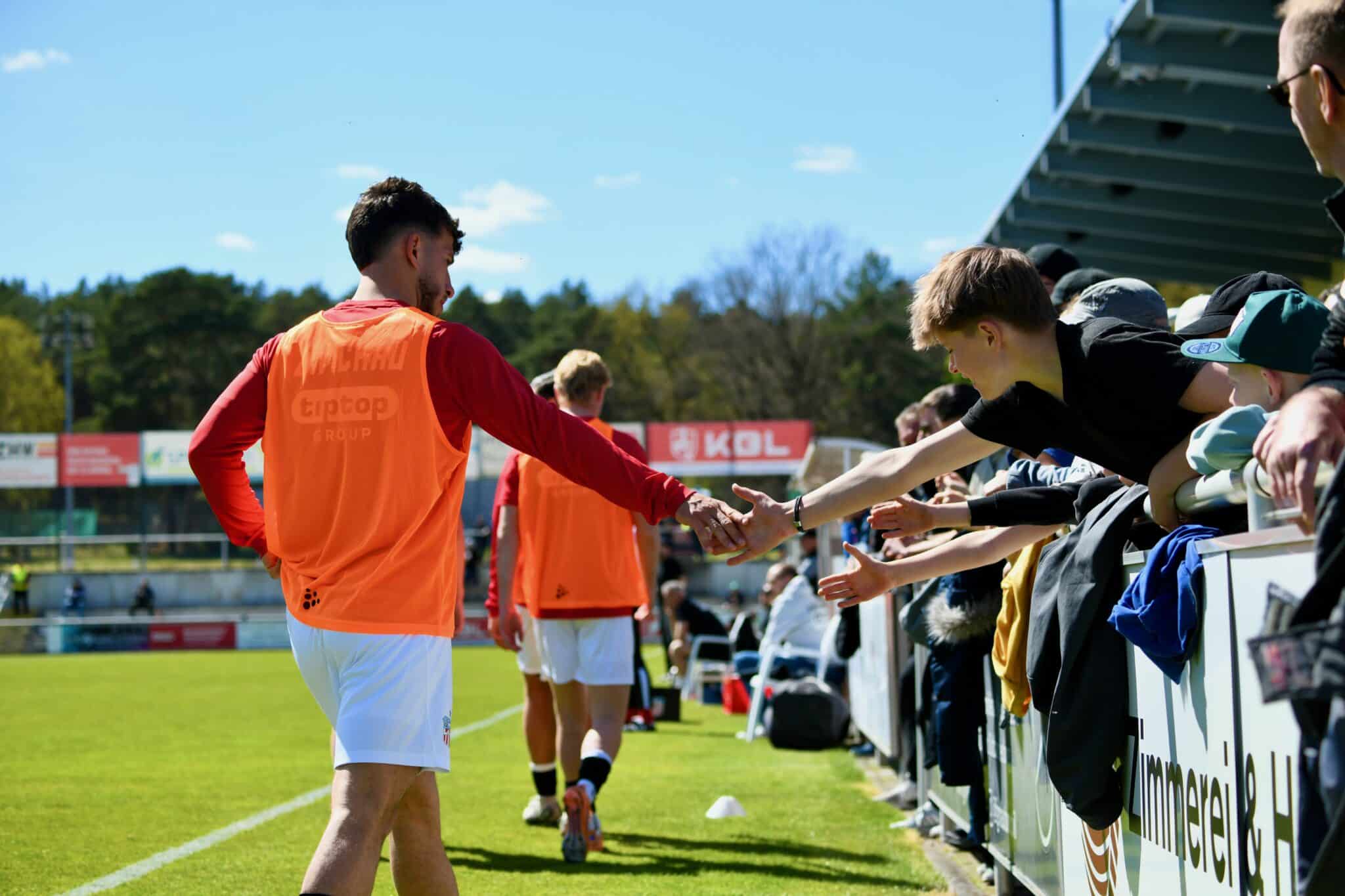 Nach Sonntagsschuss entführen die Westsachsen alle drei Punkte 17