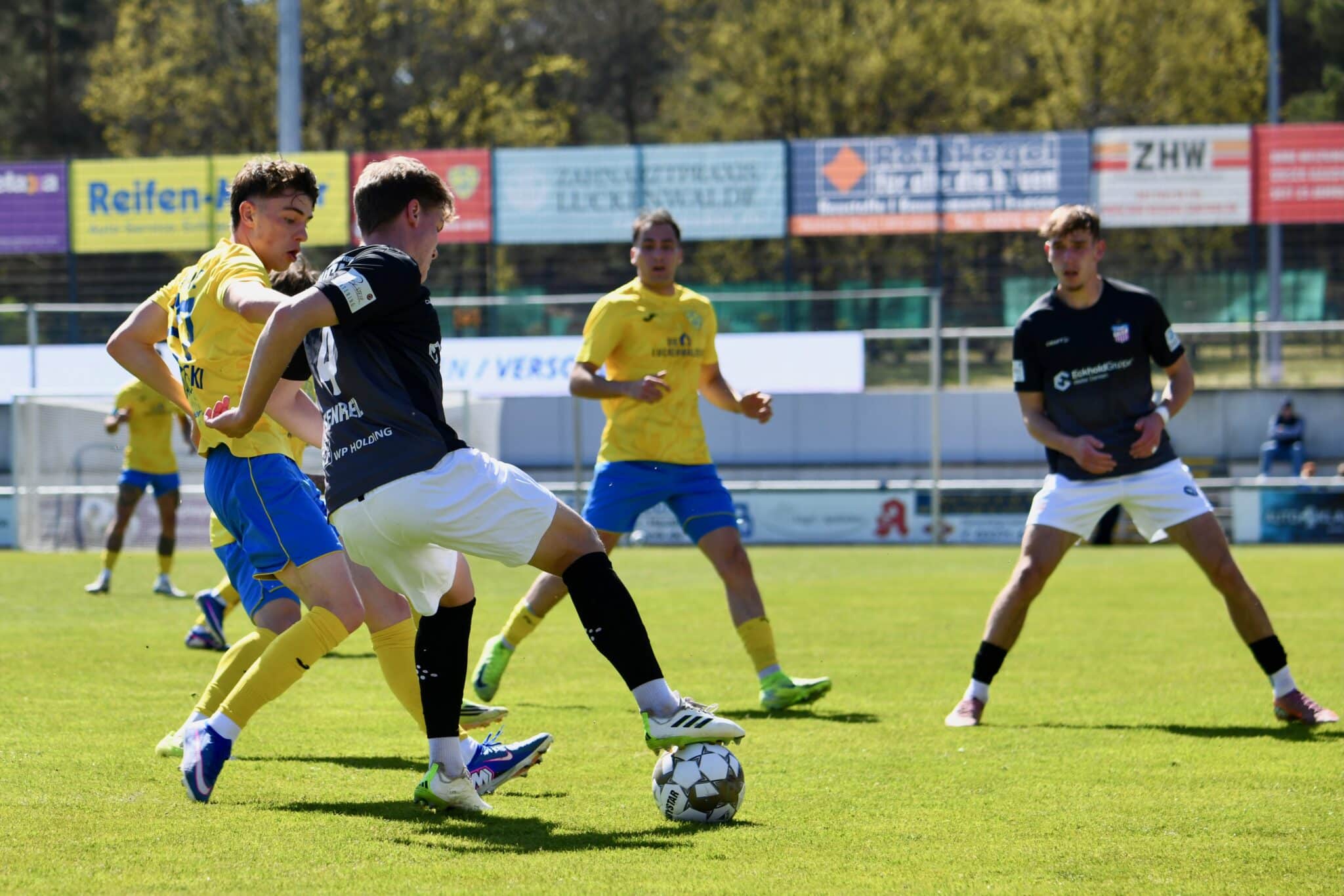 Nach Sonntagsschuss entführen die Westsachsen alle drei Punkte 19