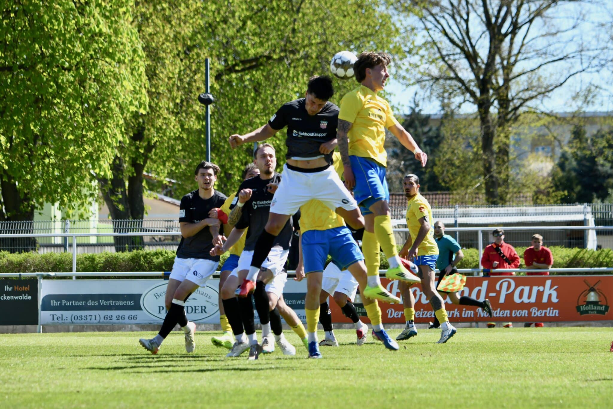 Nach Sonntagsschuss entführen die Westsachsen alle drei Punkte 22