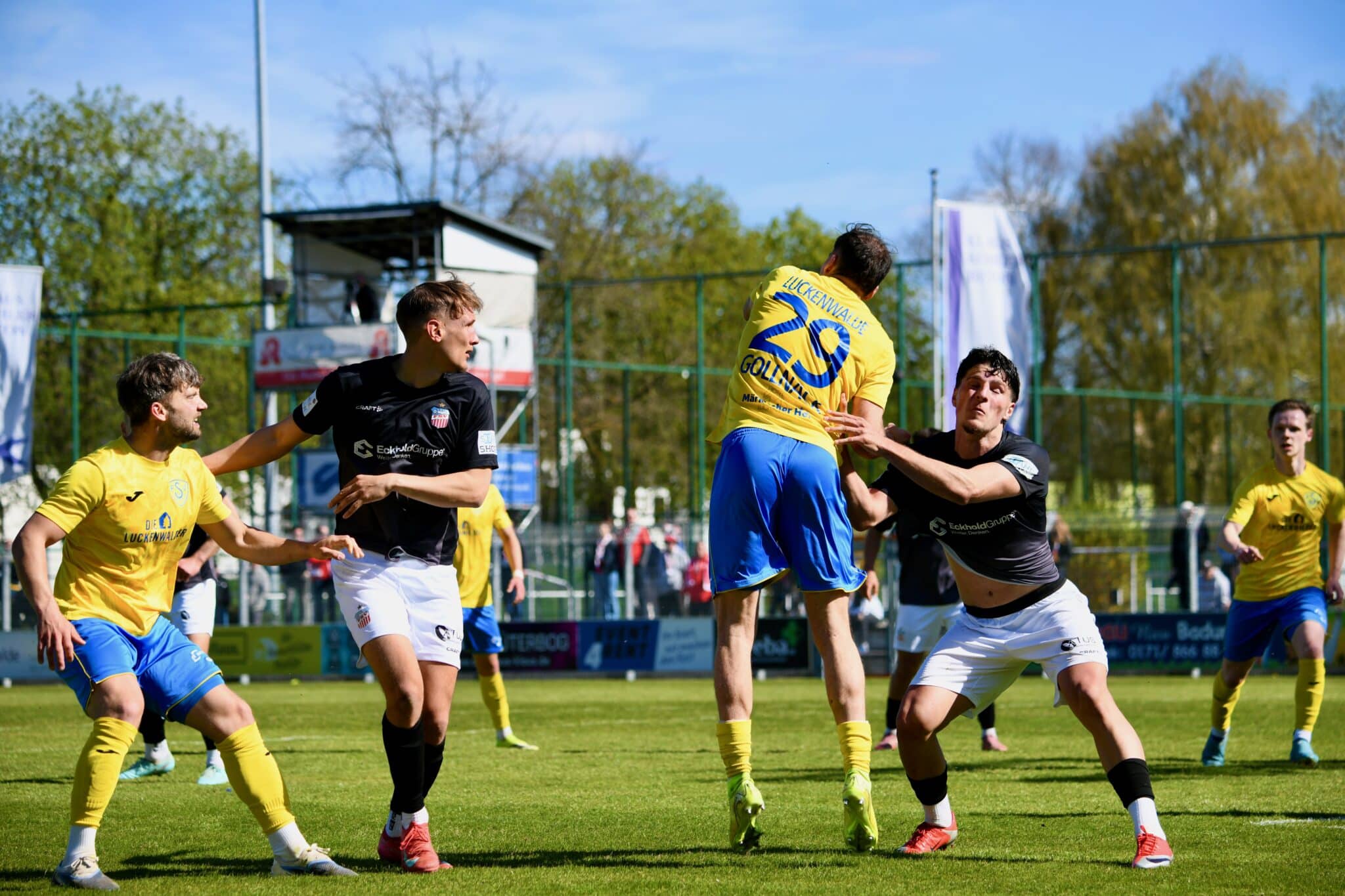 Nach Sonntagsschuss entführen die Westsachsen alle drei Punkte 40