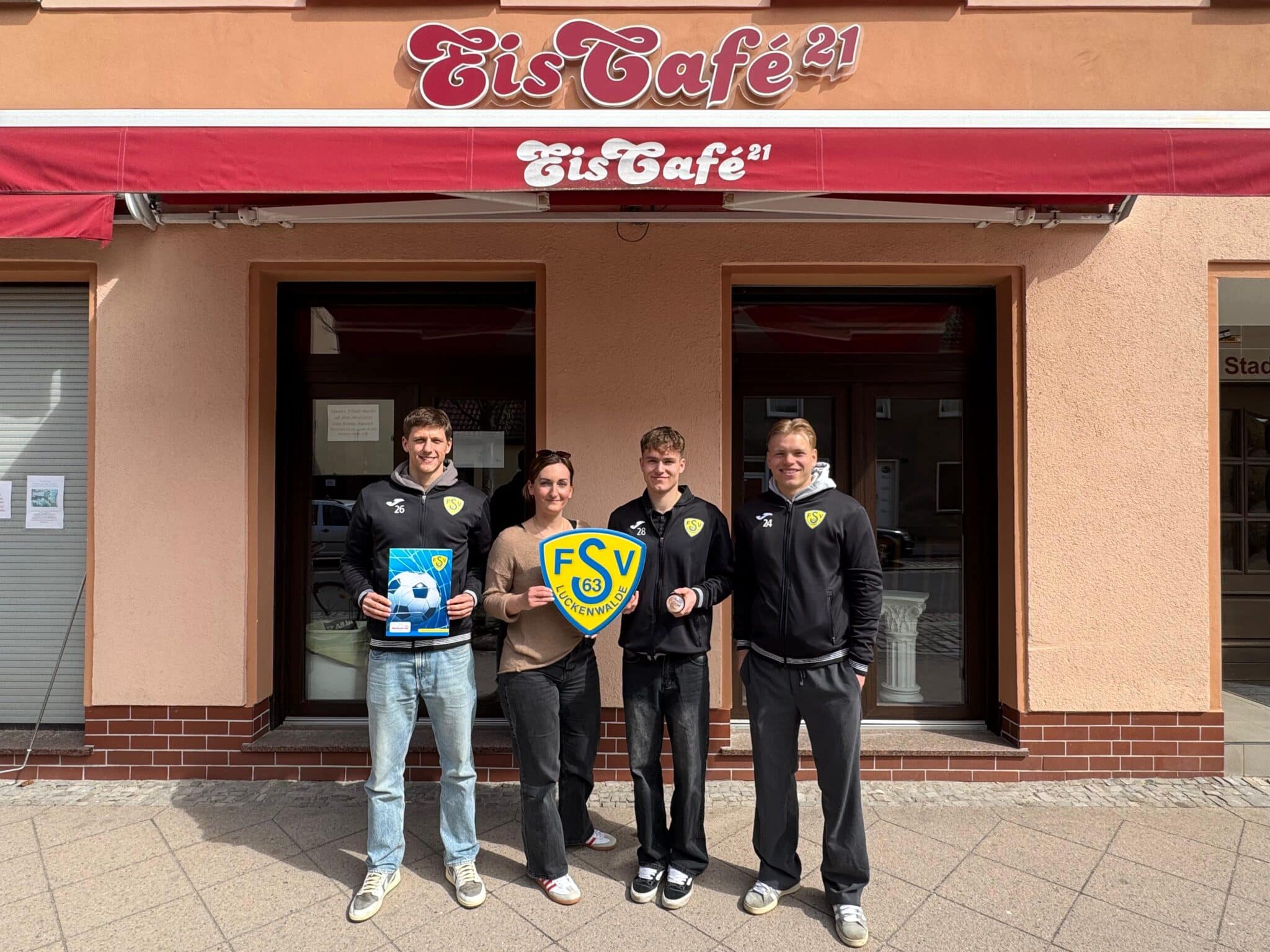 Eiscafé 21 sorgt für FSV-Eis 5