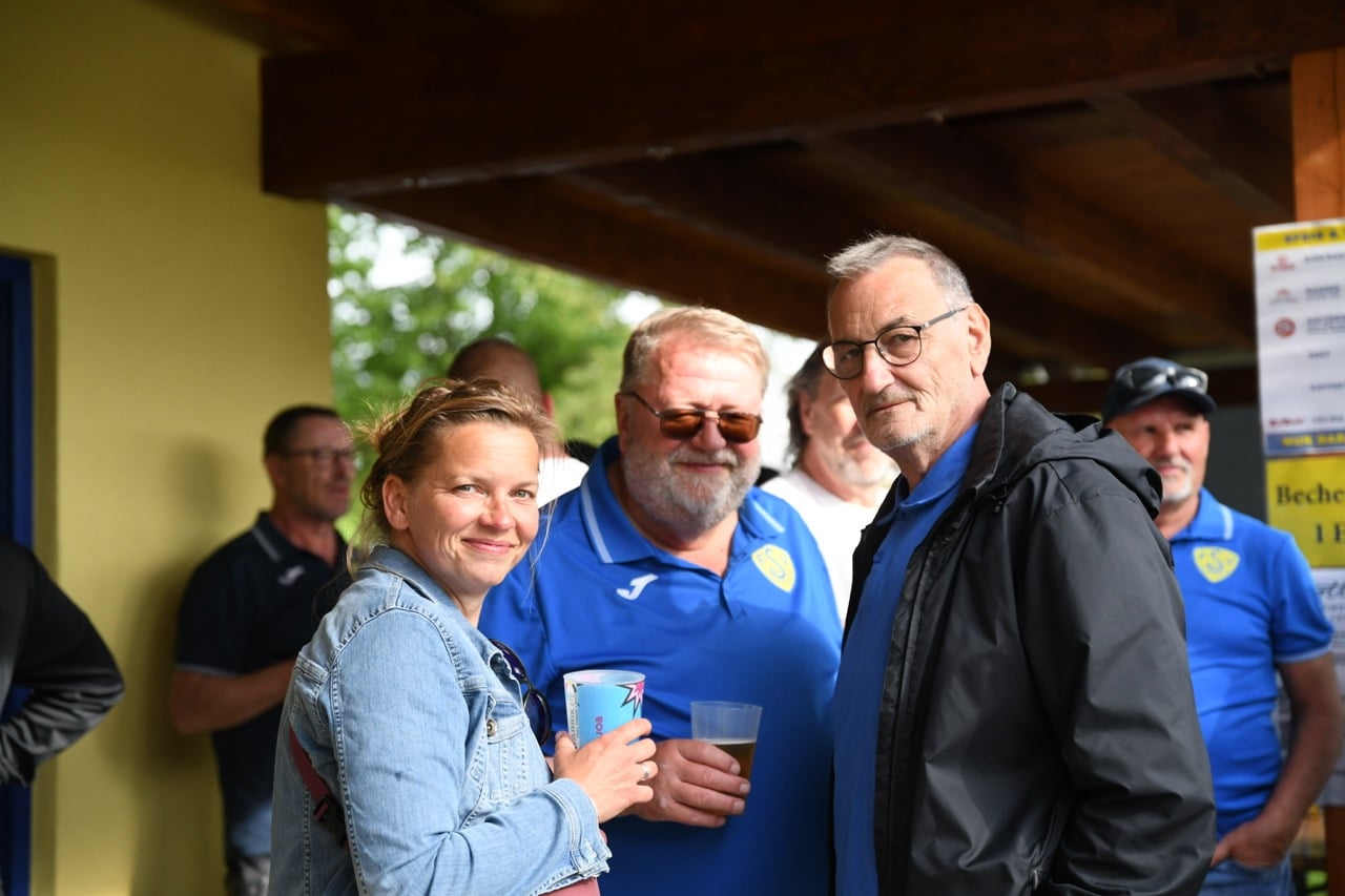 Abschlussfeier am letzten Heimspieltag 33