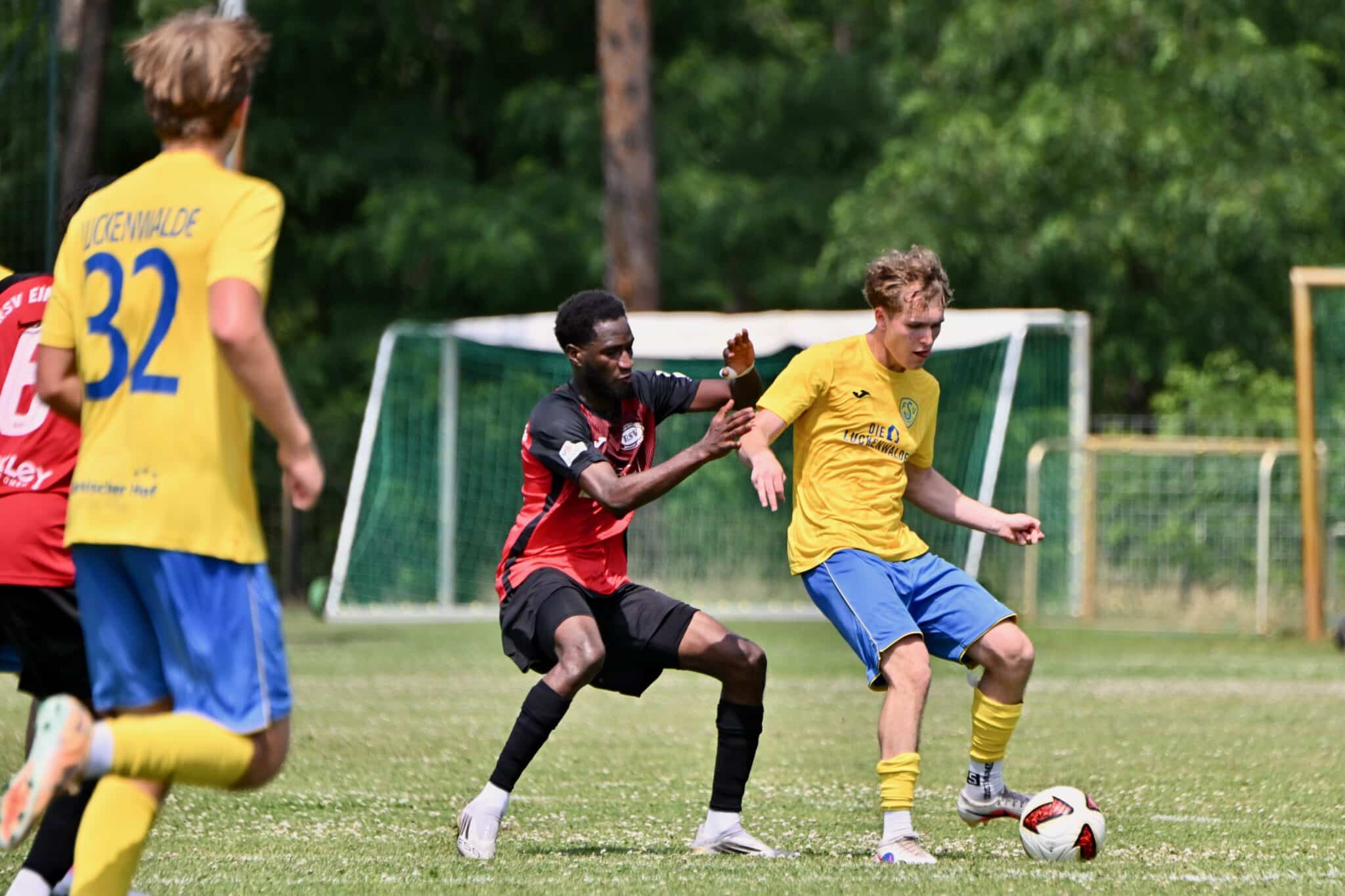 Test gegen RSV Eintracht endet torlos 33