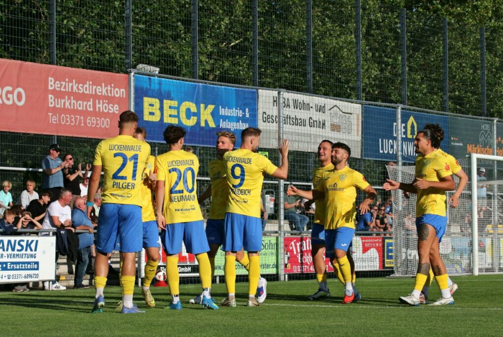 Trotz verdienter Niederlage gegen den Meister verhaltener Optimismus 13