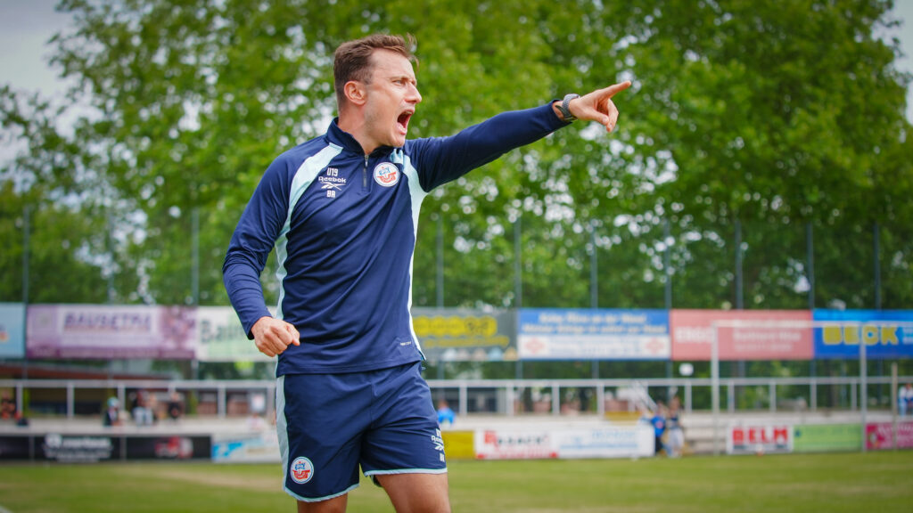 Regionalliga-Mannschaft gewinnt den 4. Luckenwalder Turmpokal 13 Regionalliga-Mannschaft gewinnt den 4. Luckenwalder Turmpokal 13