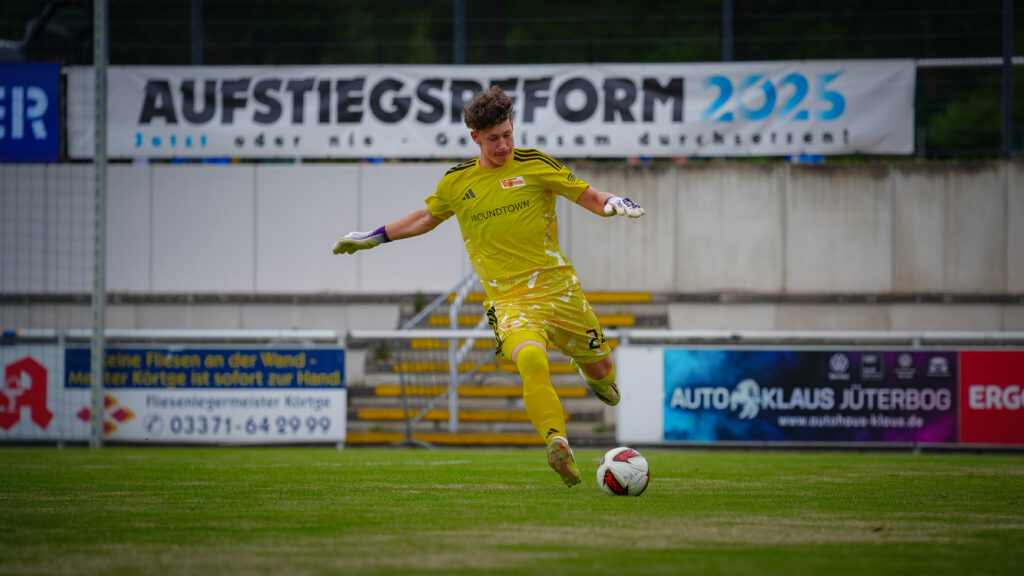 Regionalliga-Mannschaft gewinnt den 4. Luckenwalder Turmpokal 25 Regionalliga-Mannschaft gewinnt den 4. Luckenwalder Turmpokal 25