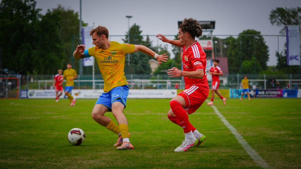 Regionalliga-Mannschaft gewinnt den 4. Luckenwalder Turmpokal 46 Regionalliga-Mannschaft gewinnt den 4. Luckenwalder Turmpokal 46