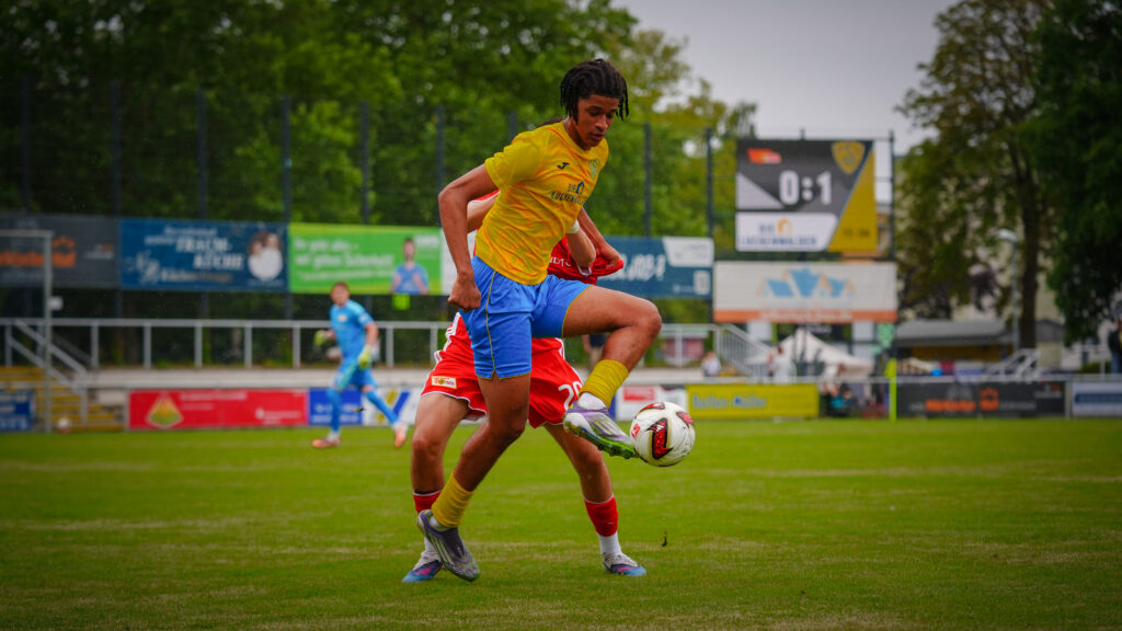 Regionalliga-Mannschaft gewinnt den 4. Luckenwalder Turmpokal 48 Regionalliga-Mannschaft gewinnt den 4. Luckenwalder Turmpokal 48