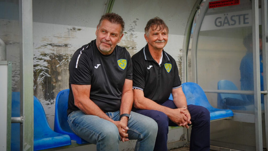 Viele Tore und schöner Fußball beim Legendenspiel 3