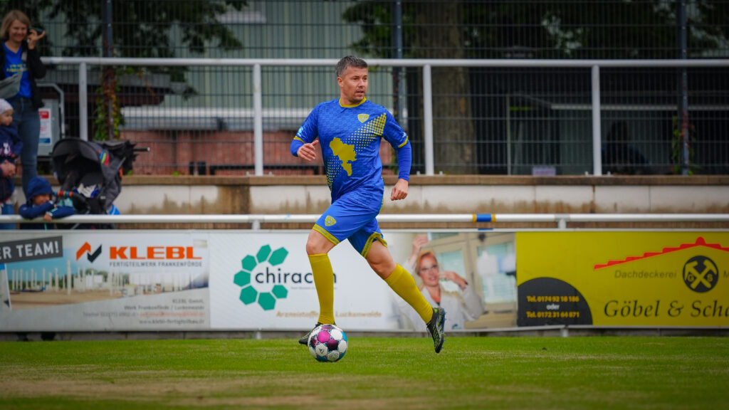 Viele Tore und schöner Fußball beim Legendenspiel 8