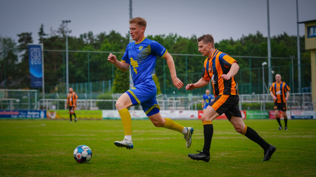 Viele Tore und schöner Fußball beim Legendenspiel 23