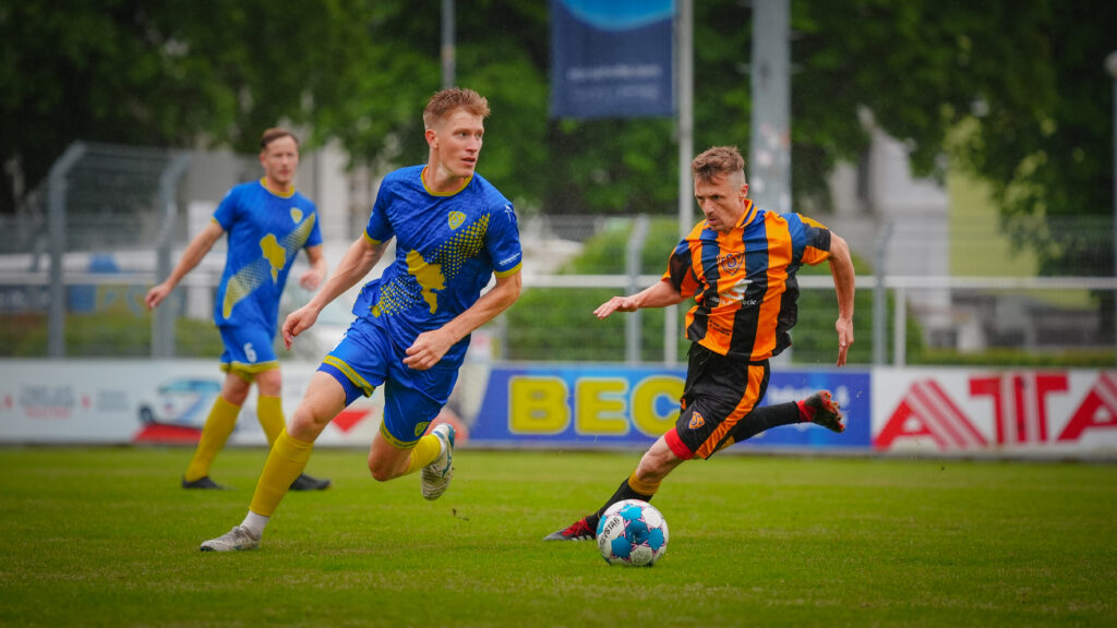 Viele Tore und schöner Fußball beim Legendenspiel 39